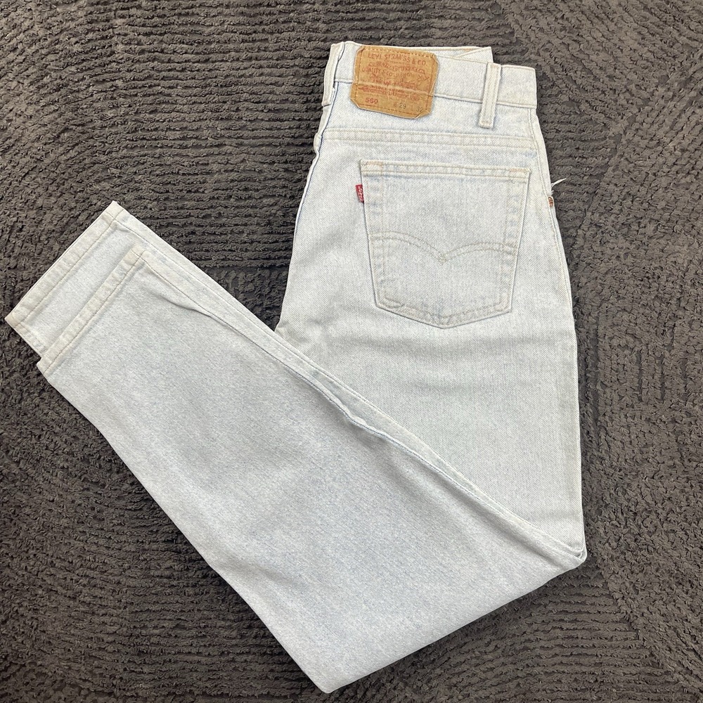 Vintage Levi's 560 Jeans 28x31 Relaxed Fit Light Wash Denim USA Made‎ Unisex 90s